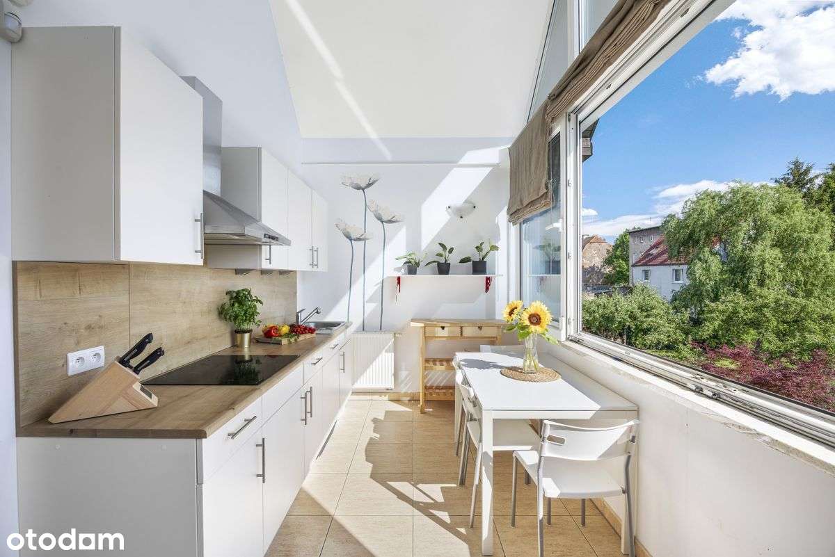 Zachwycająca willa z pięknym ogrodem na Klecinie-7