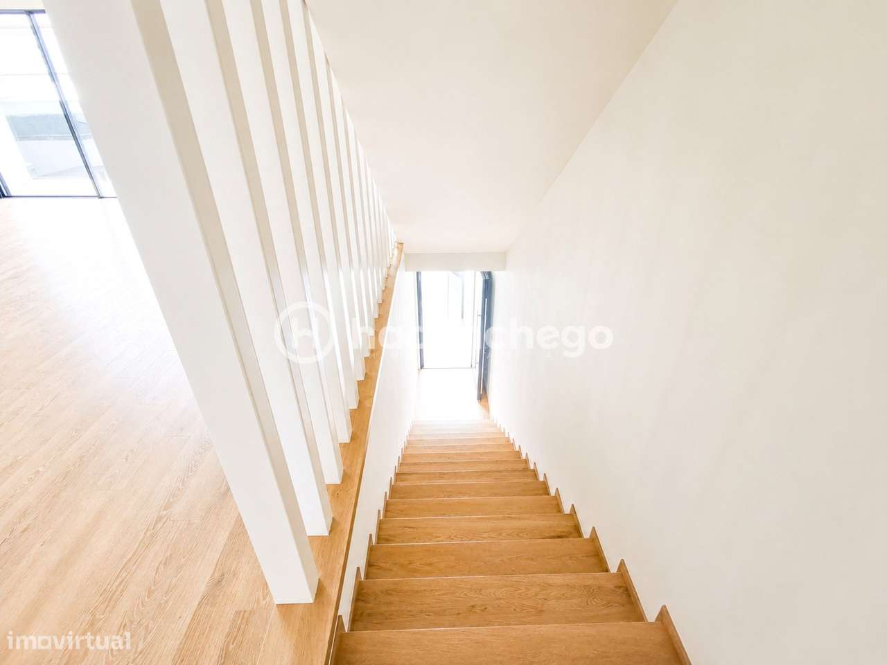 Apartamento T4 duplex com garagem e equipado Arcozelo Barcelos-14
