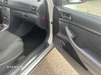 Toyota Avensis 1.8 VVT-i Sol - 20