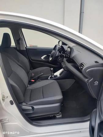 Toyota Yaris 1.5 Comfort - 19