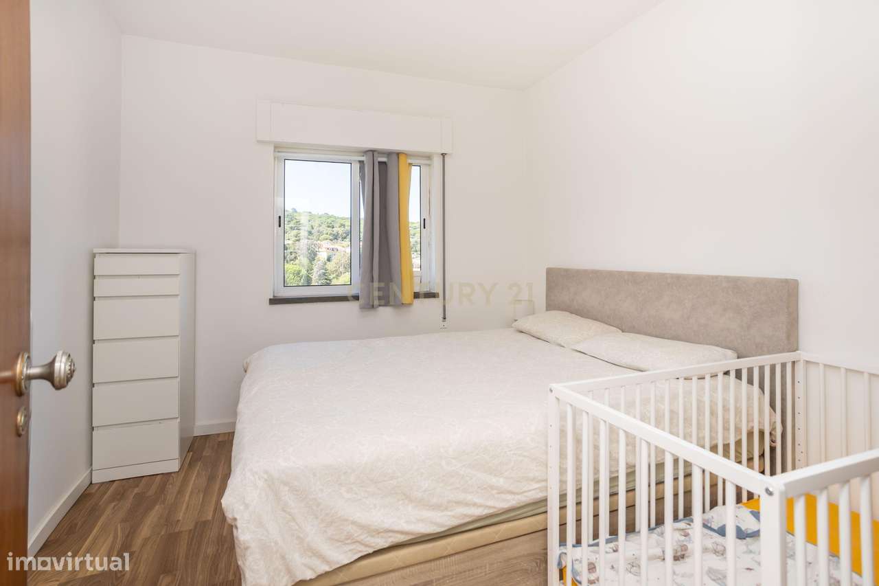 Apartamento T3 Remodelado em São Domingos de Benfica | 2 WC-9