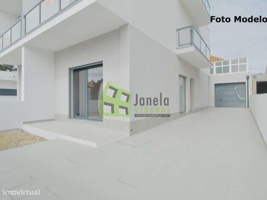 Moradia Geminada T3 - Em Construção na Quinta do Conde - Grande imagem: 2/23