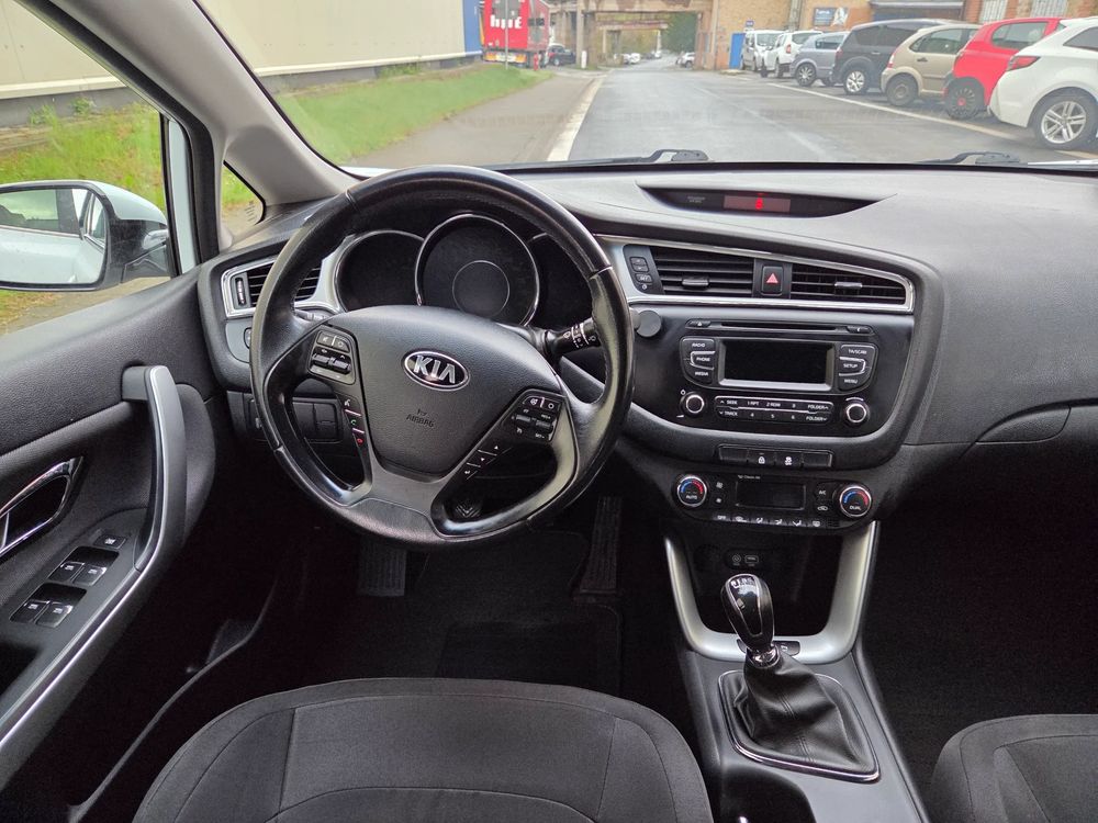 Kia Ceed II (2012-) 1.6 GDI Business Line 2018