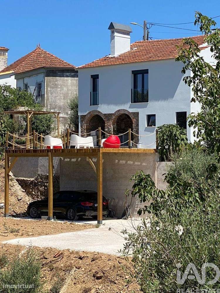 Casa T3 em Olalhas de 154,00 m2 - Grande imagem: 2/28