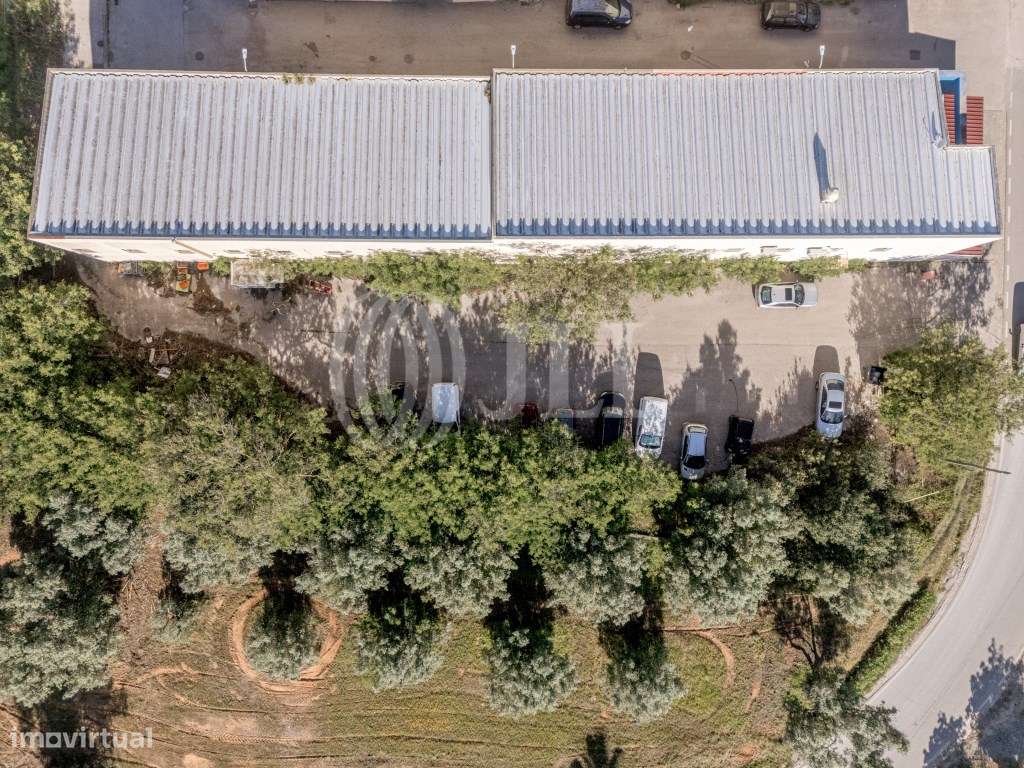Armazém com 4 frações comerciais em Vilamoura, Algarve - Grande imagem: 5/9