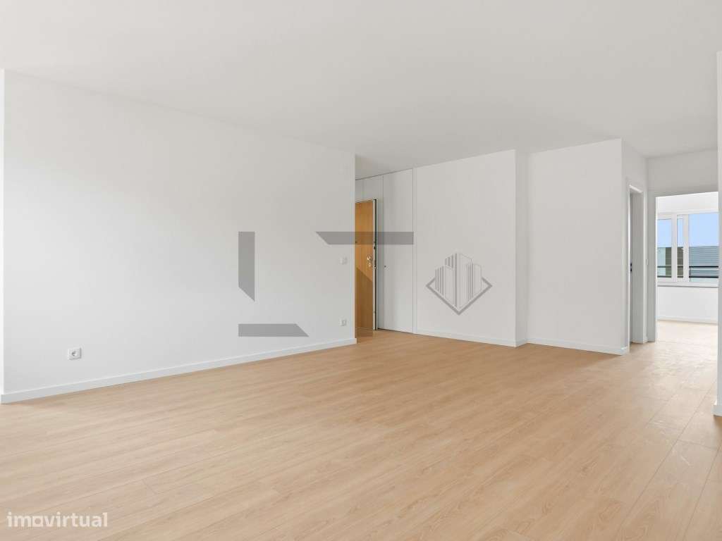 Fantastico Apartamento T3 No Ultimo Andar Do Aurya Com Suite 2 Lug