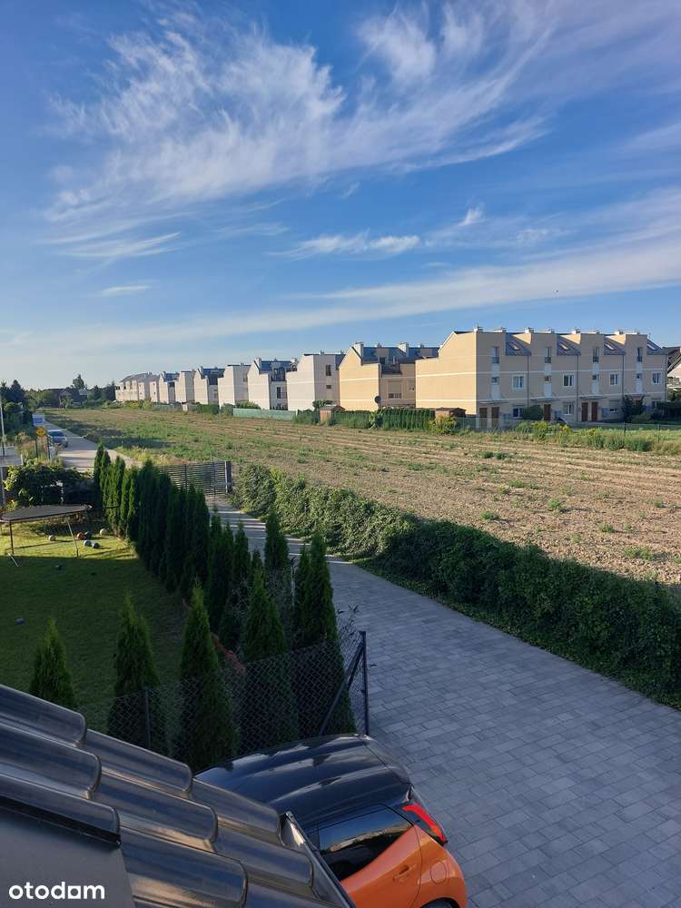 Dom w ciekawej aranżacji, wysoki standard, coś pięknego, parking-16