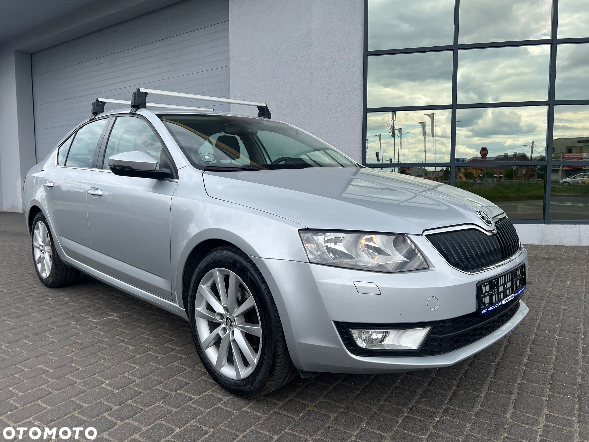 Skoda Octavia 2.0 TDI Ambition DSG - 1