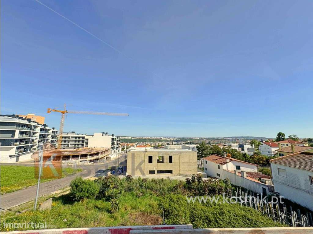 POETAS' GARDEN - PARADELA - LOURES - LISBOA - NOVOS EM CONSTRUÇÃO T1+1-19