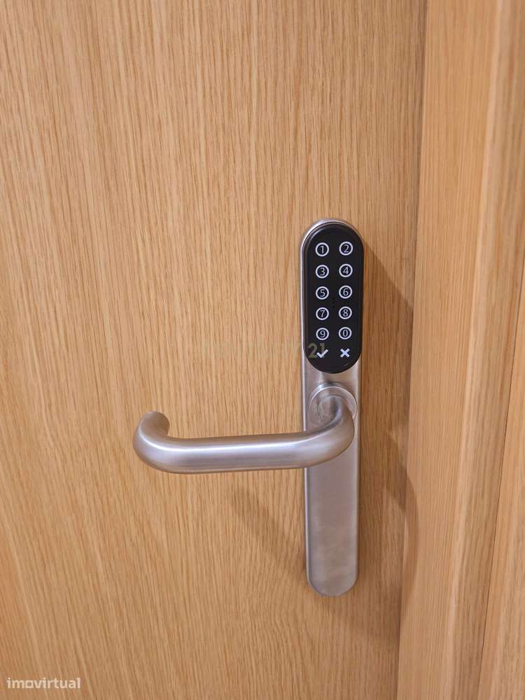 Moradia T6 Duplex no Centro Histórico de Évora – Ideal para Alojamento - Grande imagem: 4/49