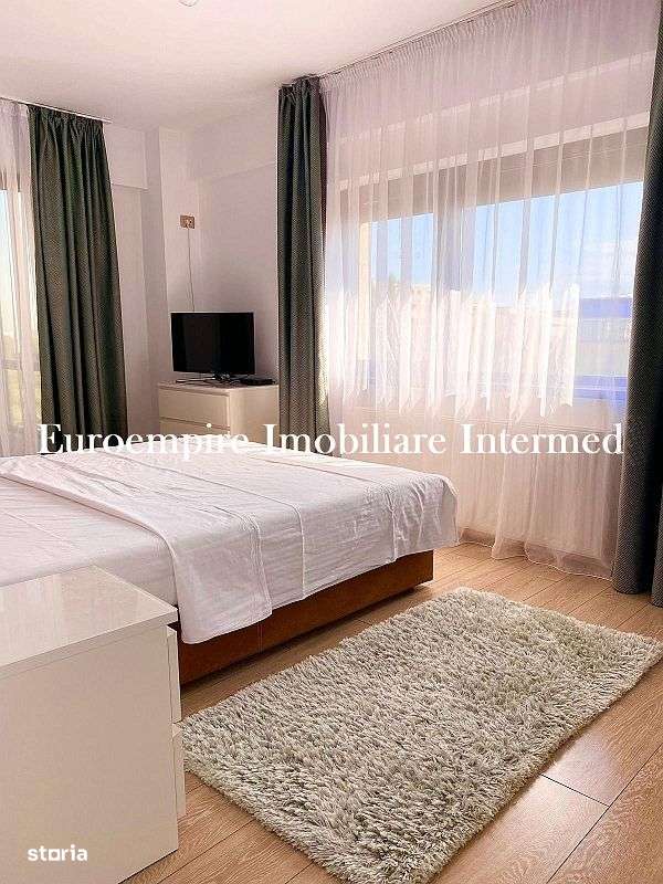 Apartament de vanzare cu 3 camere, zona km 4-5 - Imagine principală: 5/9