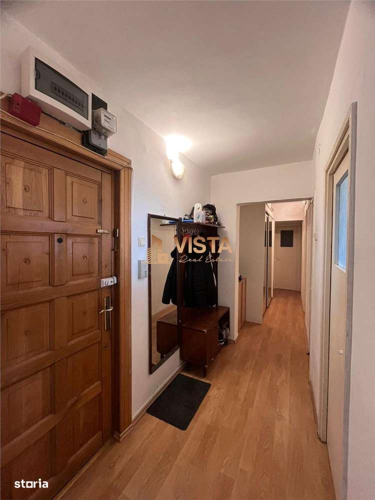 Apartament cu 3 camere, etaj intermediar, in Astra, Brasov - Imagine principală: 3/10