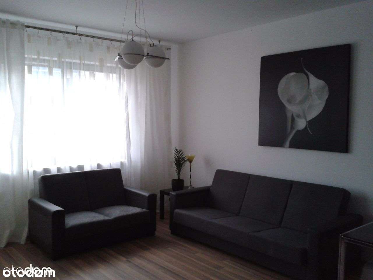 Dwupokojowe mieszkanie z balkonem i garażem "Apartamenty Krakowska"