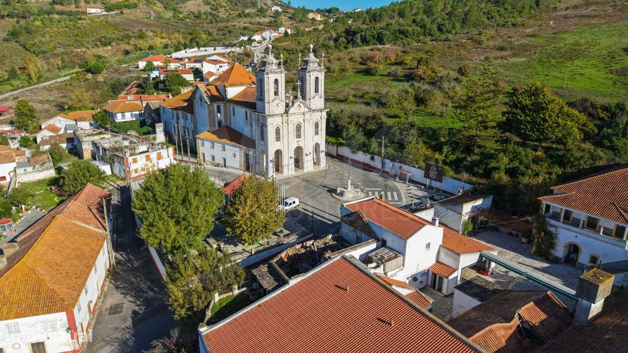 Moradia Centenária com História em Meca, Alenquer - Grande imagem: 3/5