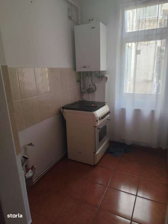 Apartament cu 2 camere , semidecomandat, etaj I din IV , Aleea POSTAVA - Imagine principală: 3/9