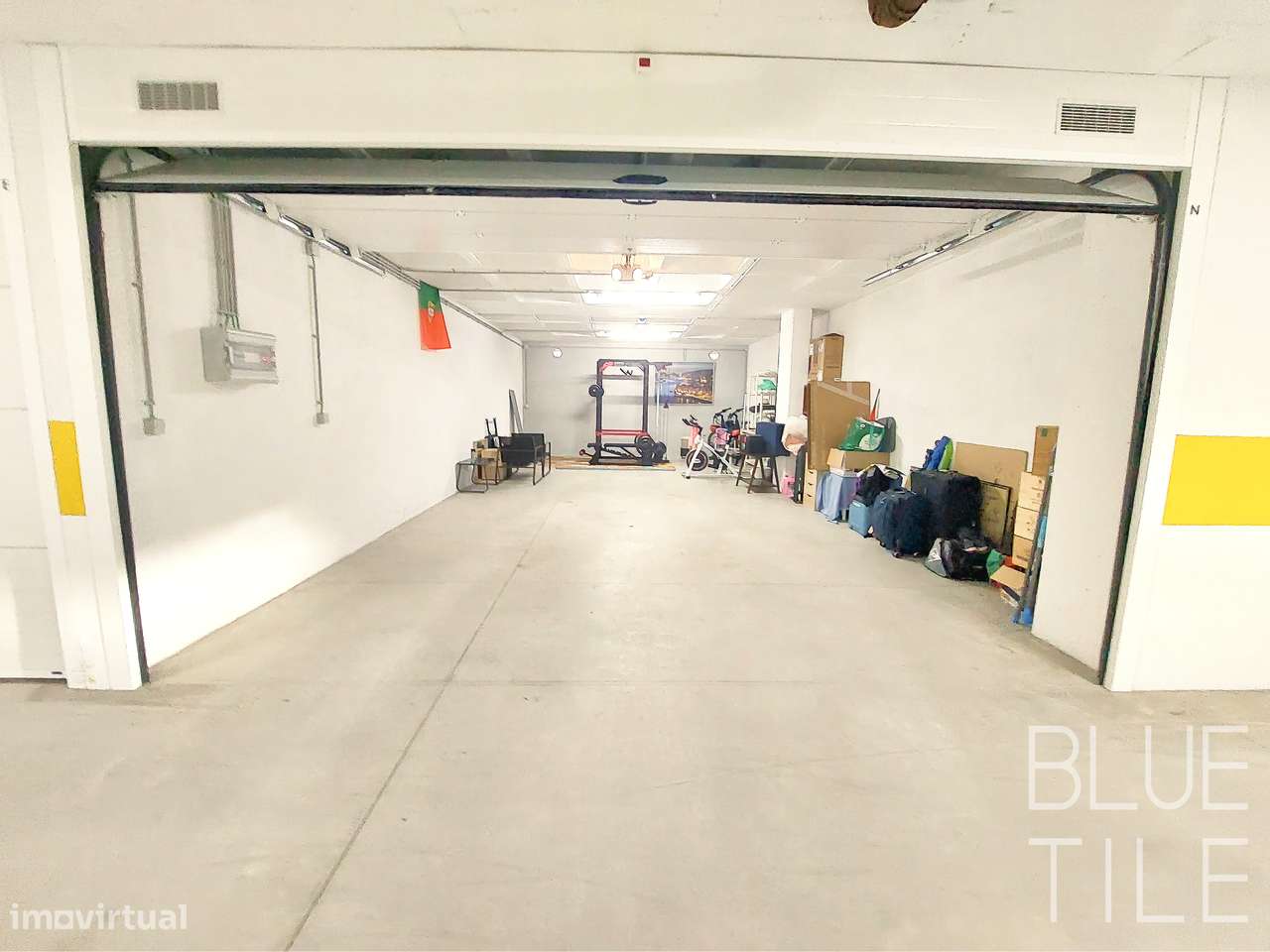 Apartamento T3 – último piso, garagem fechada, primeira linha de praia-42