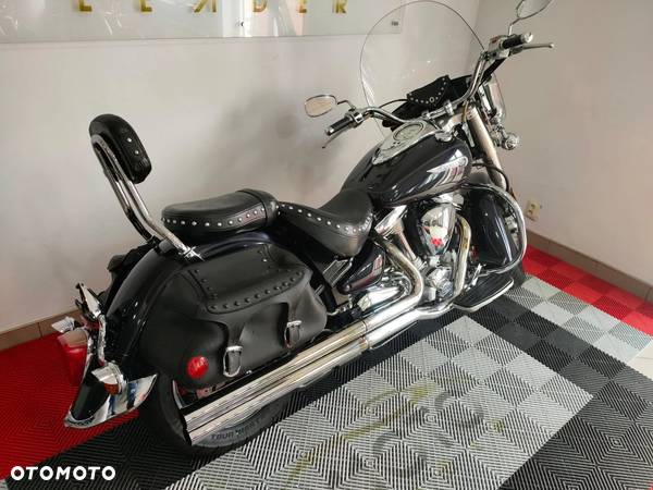 Yamaha Road Star - 2