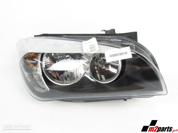 Farol normal Direito Seminovo/ Original BMW X1 (E84) 63112990002 - 1