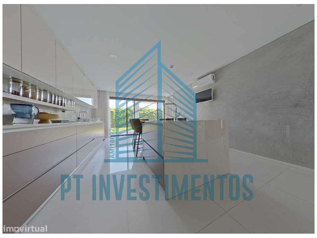 Moradia semi-nova T5+1 em Santa Joana - Aveiro-29