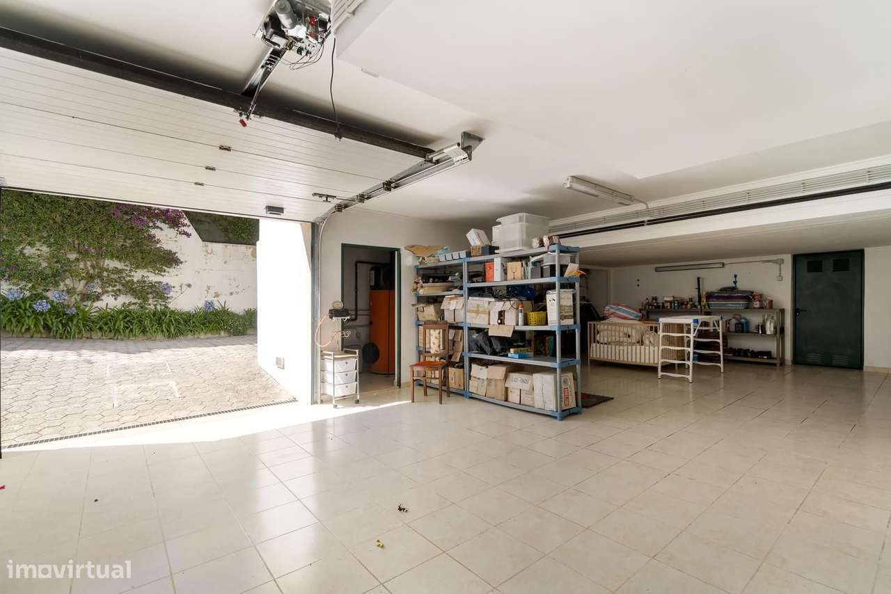 Moradia Isolada T5 com piscina, Quinta da Beloura, Sintra - Grande imagem: 5/57