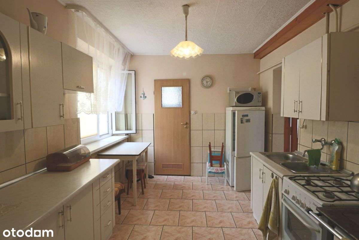 Dom i budynki gosp., działka 25ar -Miłochowice-11