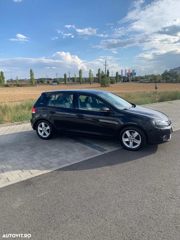 Volkswagen Golf - 3