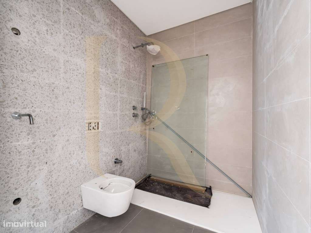 Moradia T4 nova com logradouro nas Paivas - Amora - Seixal-36