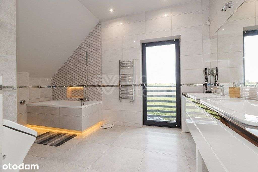 Dom, w którym poczujesz spokój i przestrzeń położony tuż obok Warszawy-7