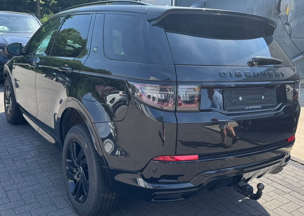Land Rover Discovery Sport P300e R-Dynamic S 2024
