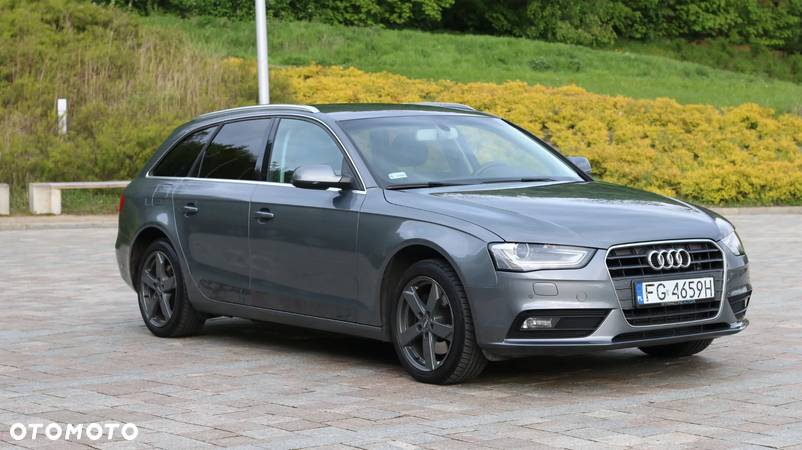 Audi A4 Avant 2.0 TDI DPF Attraction - 4