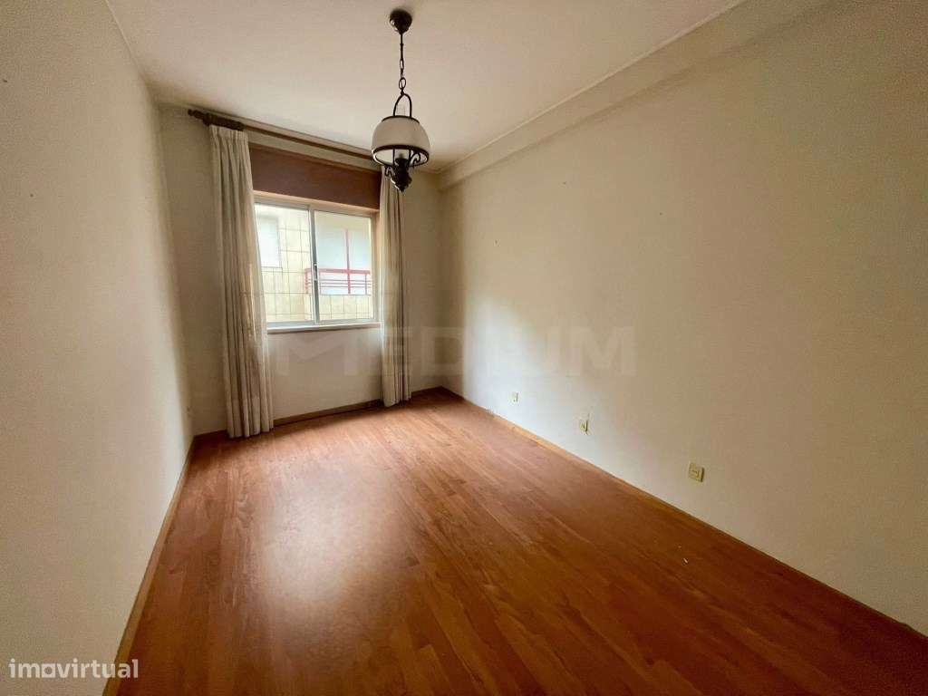 Apartamento T3 localizado na 2ª linha de mar na Póvoa de Varzim-7