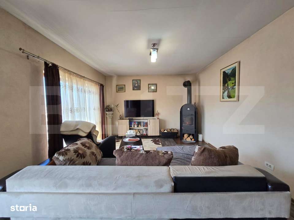 Casa individuala de 130 mp cu 691 mp teren in Dezmir intr-o zona aeris - Imagine principală: 4/19