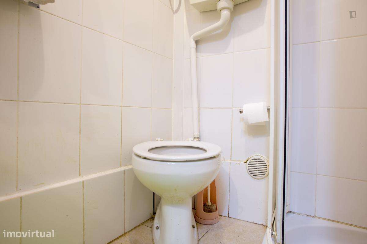 Quarto - localizado em São Bento Lisbon - Grande imagem: 5/9