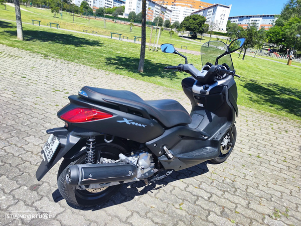 Yamaha X-Max 125 - 11