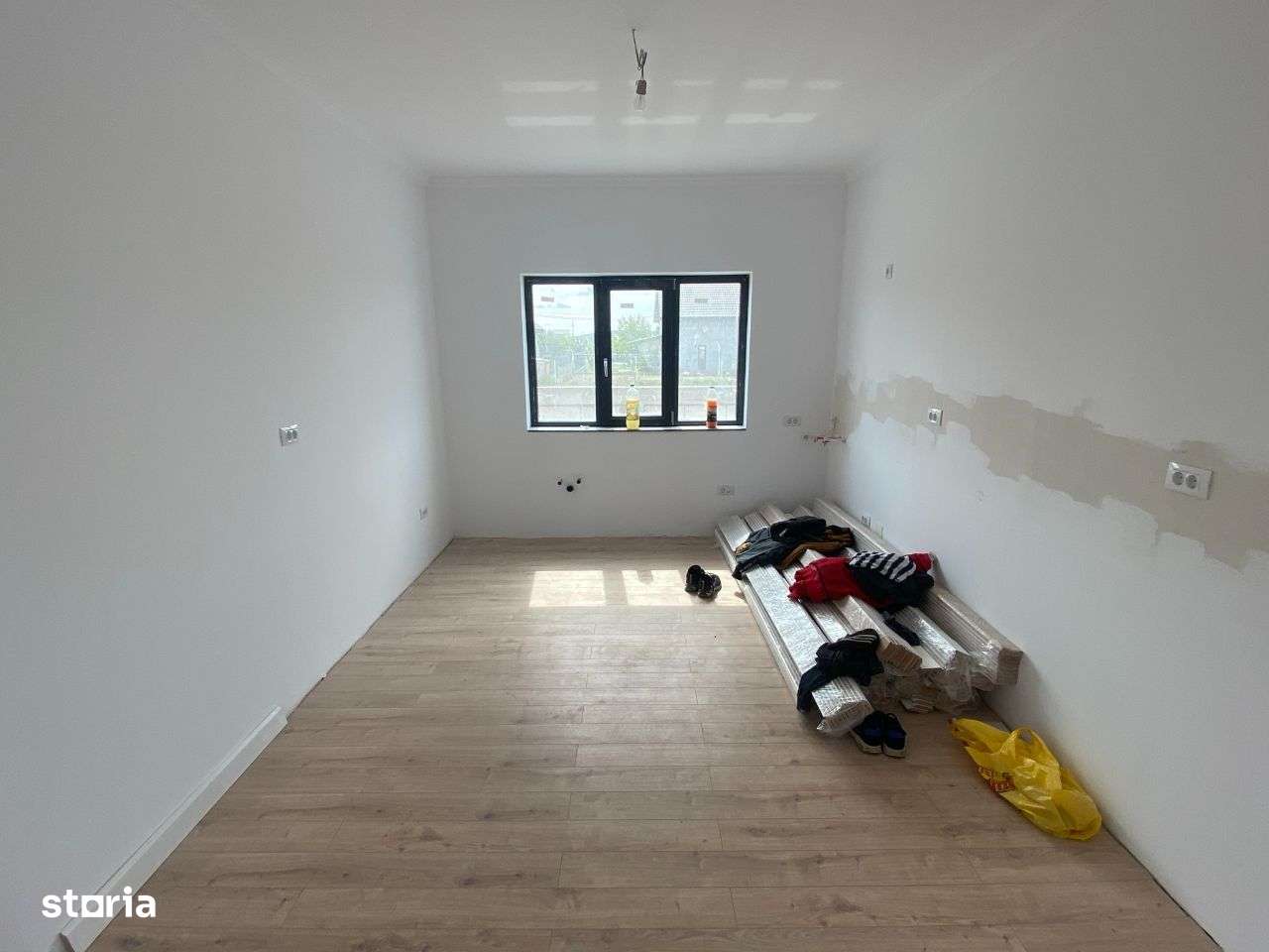 PLACA si peste etaj! Incalz. in pard.! Vila 4 camere, Breazu - Imagine principală: 5/8