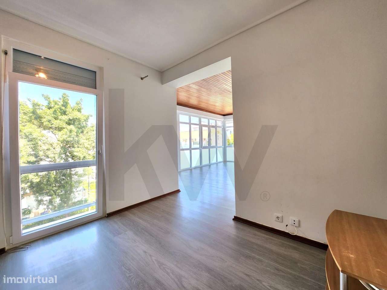 Apartamento T3 semi-renovado no Bairro do Liceu em Aveiro - Grande imagem: 4/37