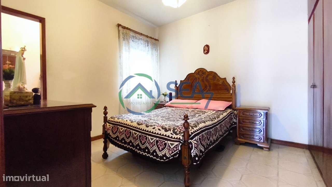 Moradia T3 com terreno, Apúlia-13