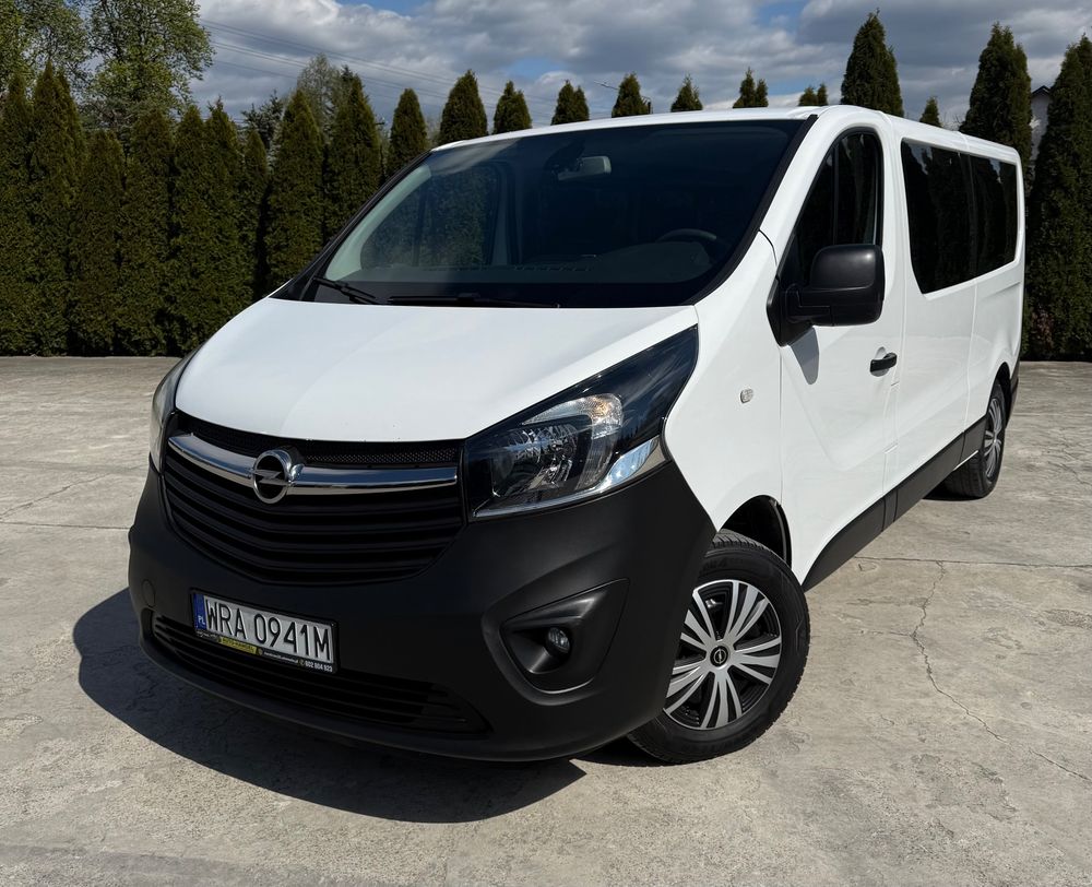 Opel Vivaro II L2H1 2,9t Elegance Business 2017