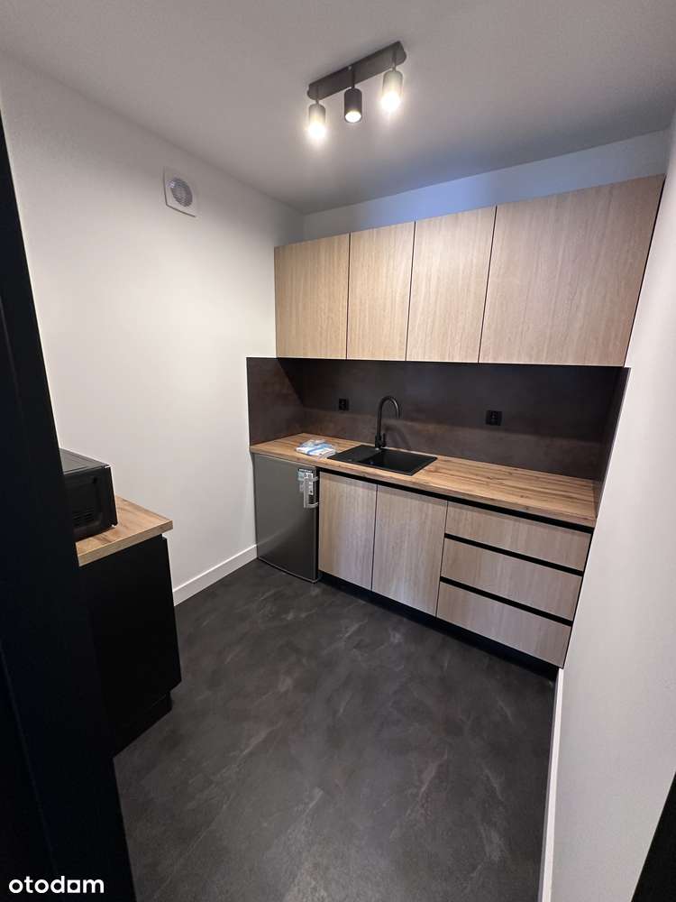 NOWA CENA! Hala magazynowa 185 m² + nowe biuro, antresola - Pełny obrazek: 5/9