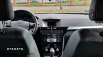 Opel Astra III GTC 1.6 Cosmo - 13