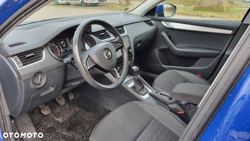 Skoda Octavia 1.5 TSI ACT Ambition - 10