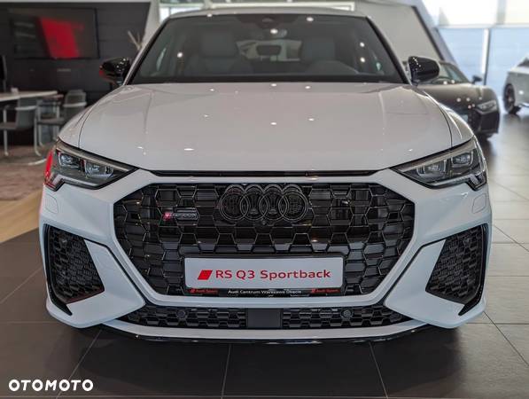 Audi RS Q3 - 10