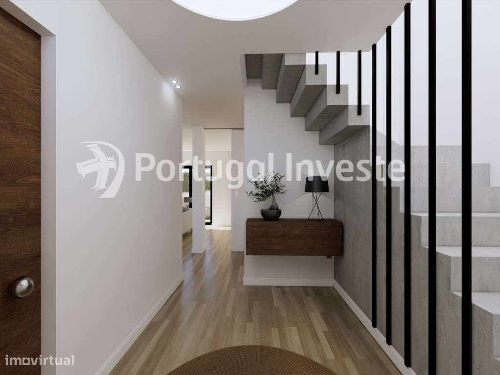 Vende 2 lotes para 2 moradias - T3 com 168m2 cada, Sobreda | Almada-6