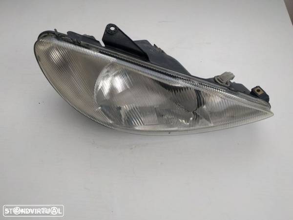 farol optica direito peugeot 206 1998 a 2001 - 1