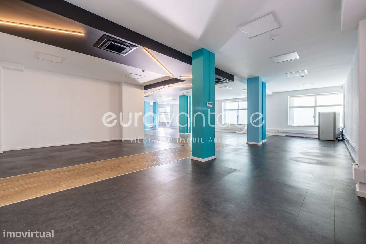 Espaço Comercial / Armazém com 700 m² a 5 minutos de Leiria-5