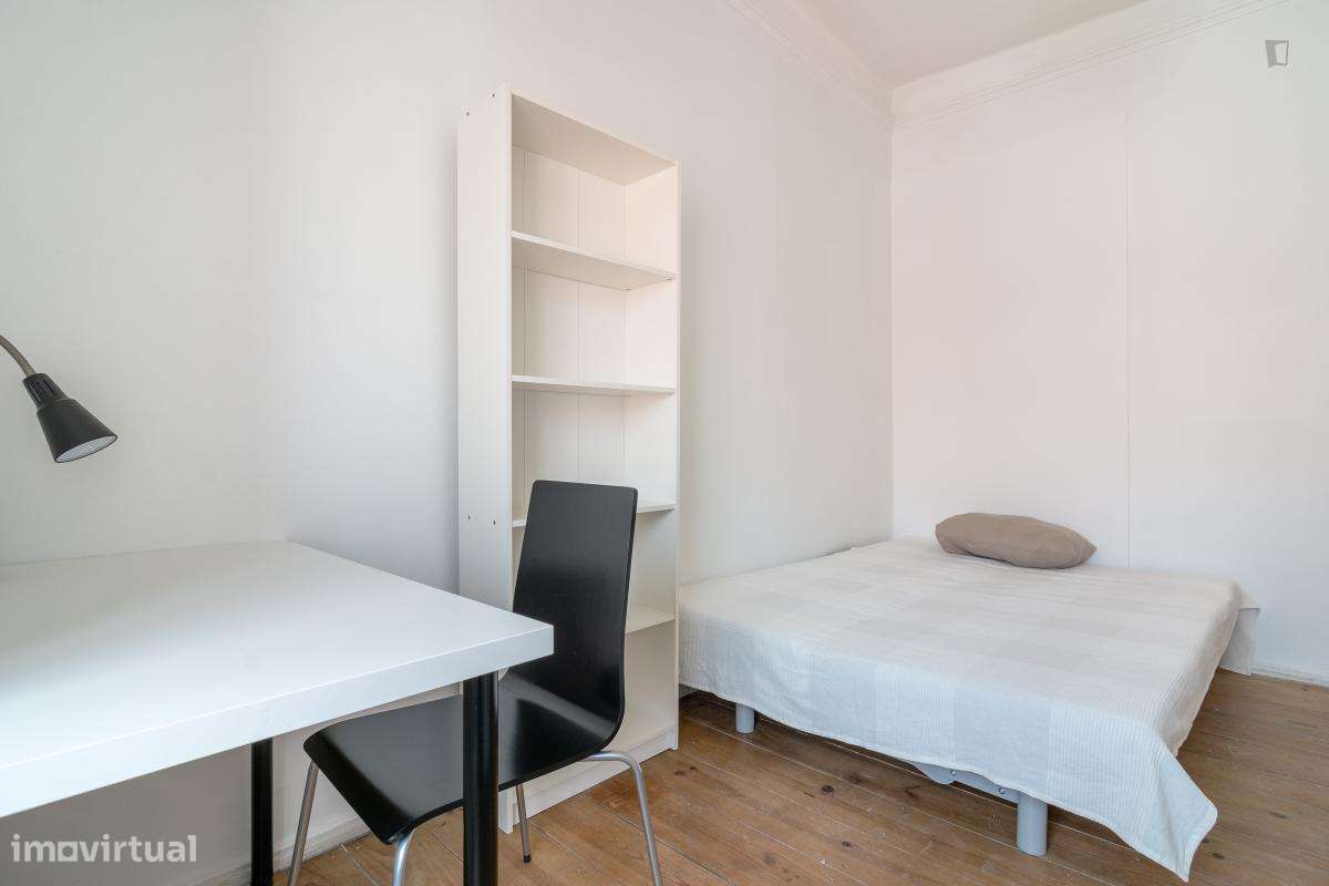 Quarto - localizado em Arroios Lisbon - Grande imagem: 3/6