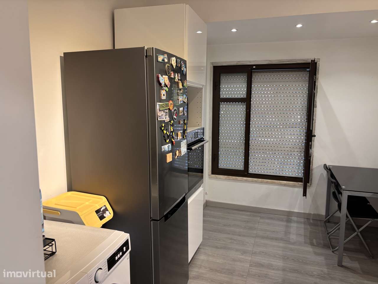 Fantástico Apartamento T2 no Centro de Carnaxide - Grande imagem: 3/15