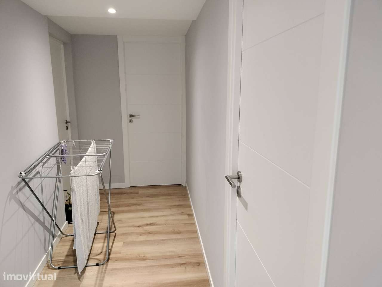 Andar Moradia com 8 quartos ao Marquês, Porto-8