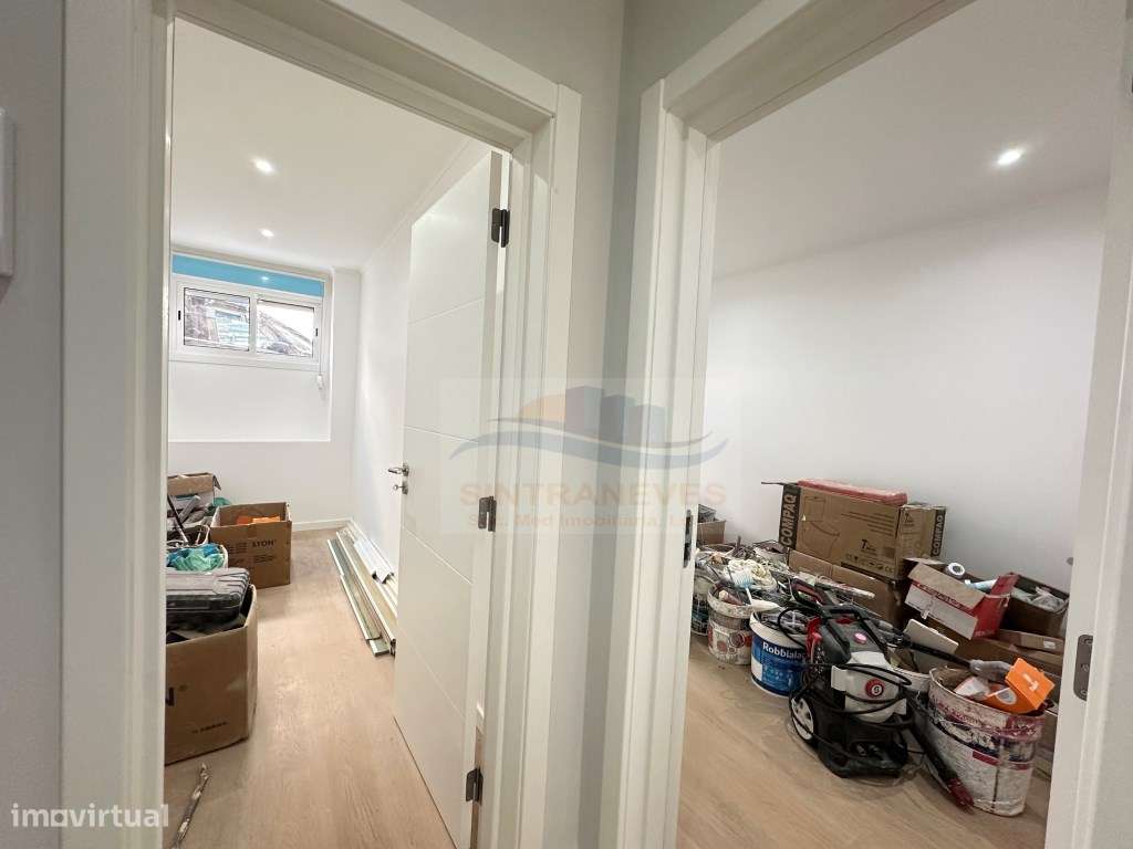 Sinta a Cidade, Viva com Conforto - Apartamento T1+2 com Terraço Pr... - Grande imagem: 4/15