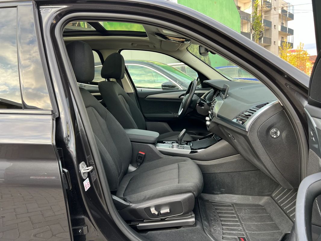 BMW X3 xDrive30e AT PHEV - 19